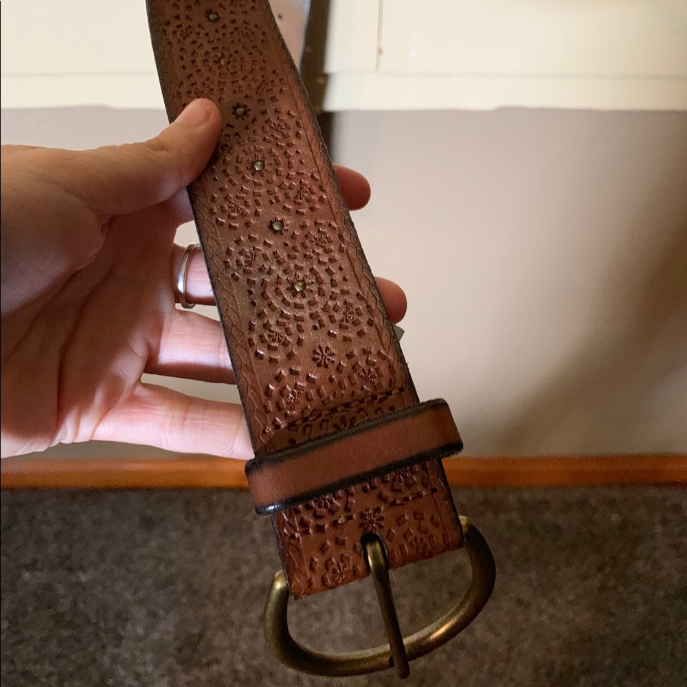 Light brown patterned leather belt